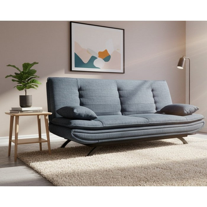 Divano letto in tessuto con gambe nere e cuscini - Vittoria