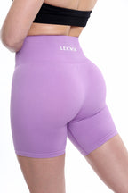 Shorts orchidea modello EVA a vita alta senza cuciture